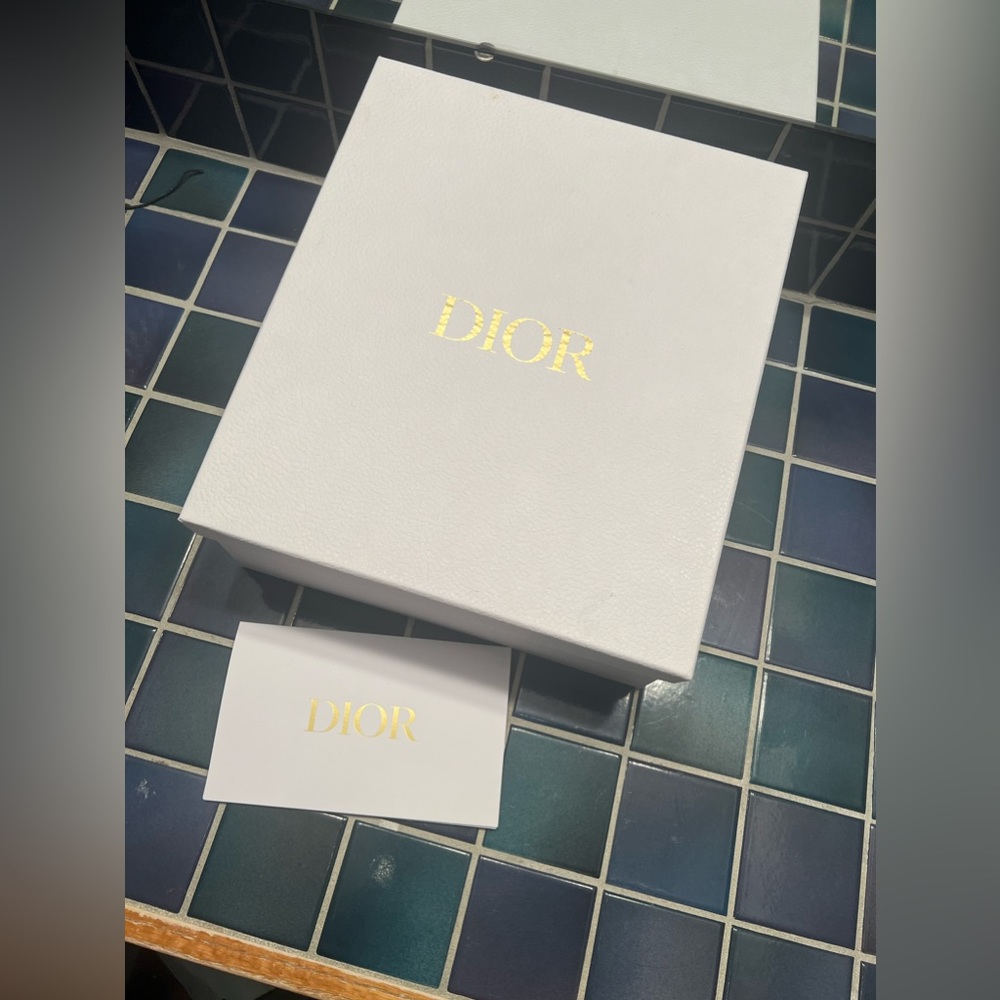 Dior empty box